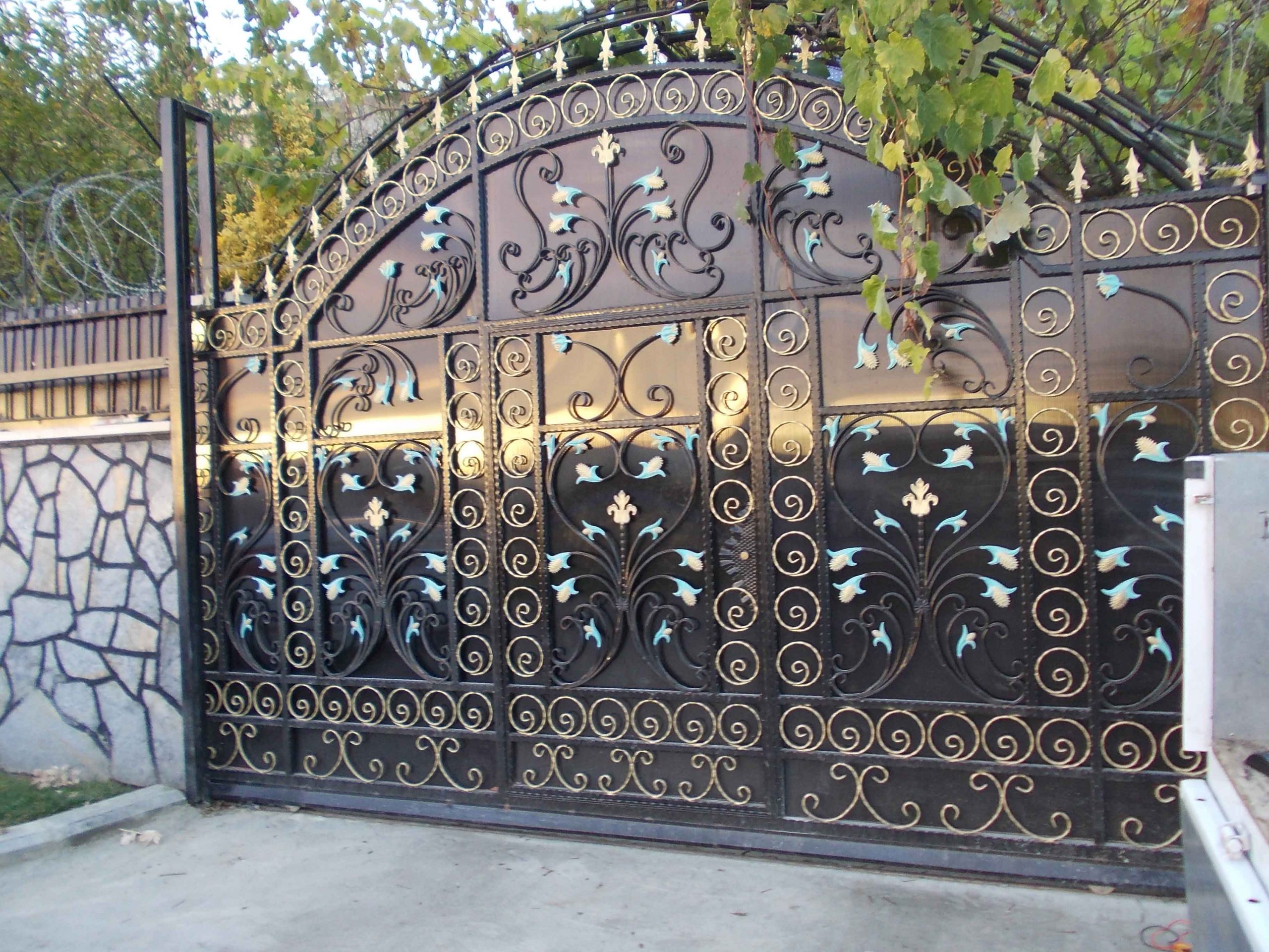 Demir Doğrama Fiyatları 2025: Nelere Göre Belirlenir?